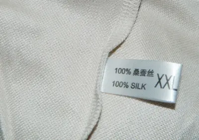 Silke t-shirt V Hals 100% silke Elfenben
