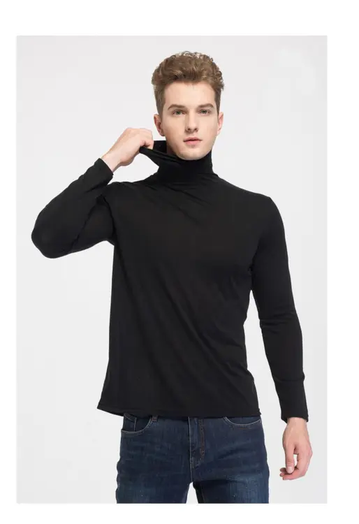 Turtleneck blouse, without cuffs
Fantastic quality 90% silk and 10% cashmere