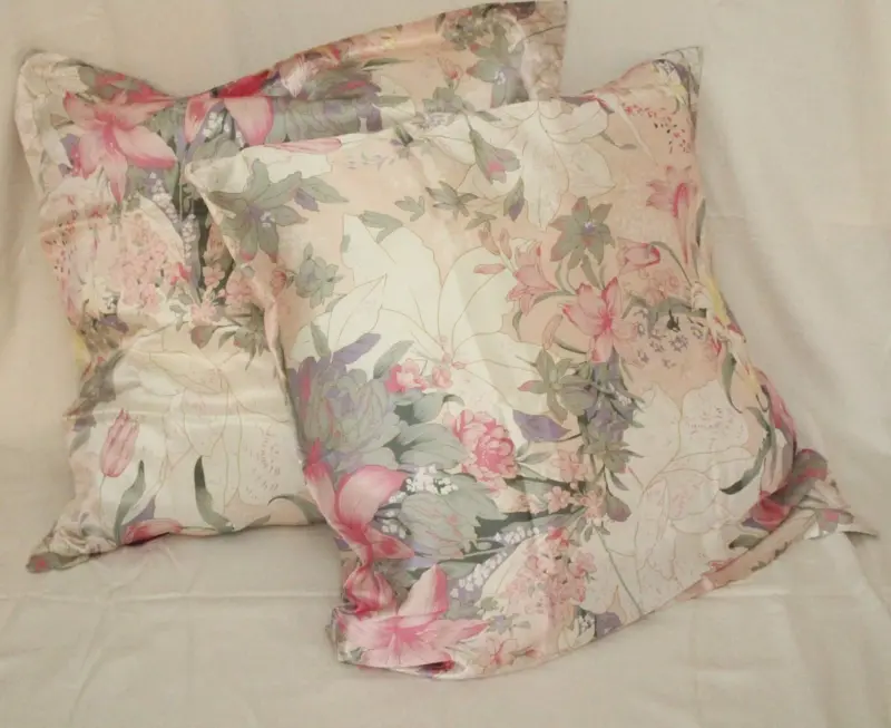 Silk pillowcases Lilies